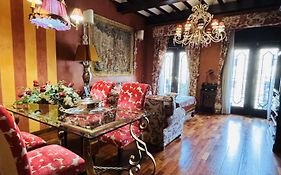 Plaza San Francisco Luxury